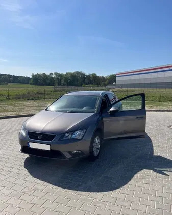 seat lubelskie Seat Leon cena 45000 przebieg: 177000, rok produkcji 2014 z Chełm